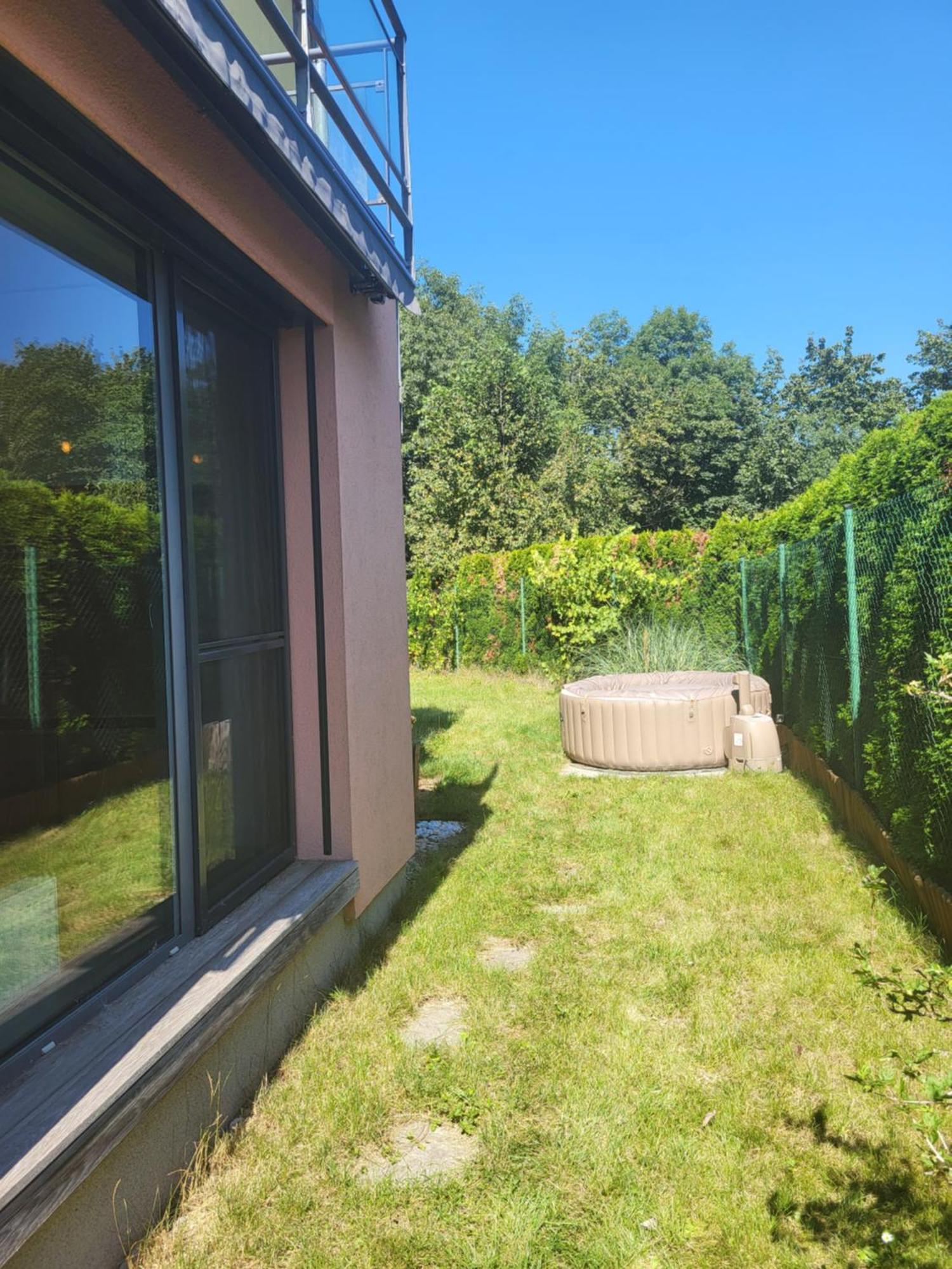 V Praze 6, Sedlec Apartmán Prague